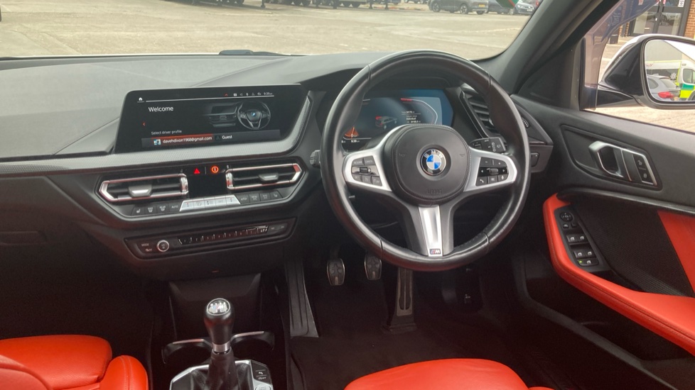 BMW 1 Series 118i [136] M Sport 5dr Petrol Hatchback - Image 10