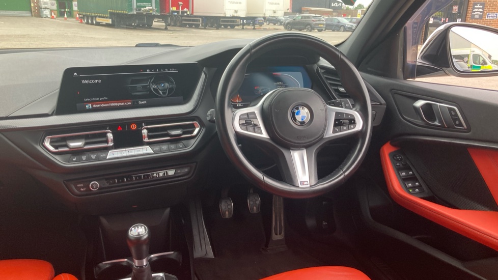 BMW 1 Series 118i [136] M Sport 5dr Petrol Hatchback - Image 11