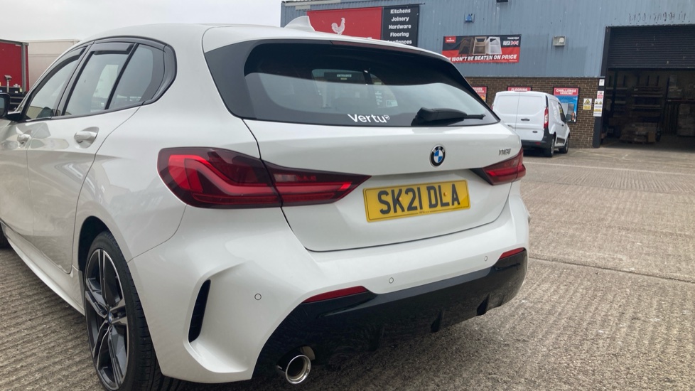 BMW 1 Series 118i [136] M Sport 5dr Petrol Hatchback - Image 21