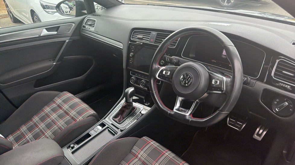 Volkswagen Golf 2.0 TSI 245 GTI Performance 5dr DSG Petrol Hatchback - Image 11