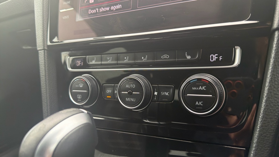 Volkswagen Golf 2.0 TSI 245 GTI Performance 5dr DSG Petrol Hatchback - Image 21