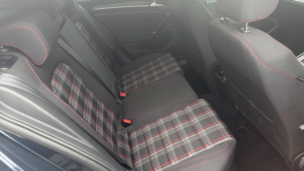 Volkswagen Golf 2.0 TSI 245 GTI Performance 5dr DSG Petrol Hatchback - Image 36