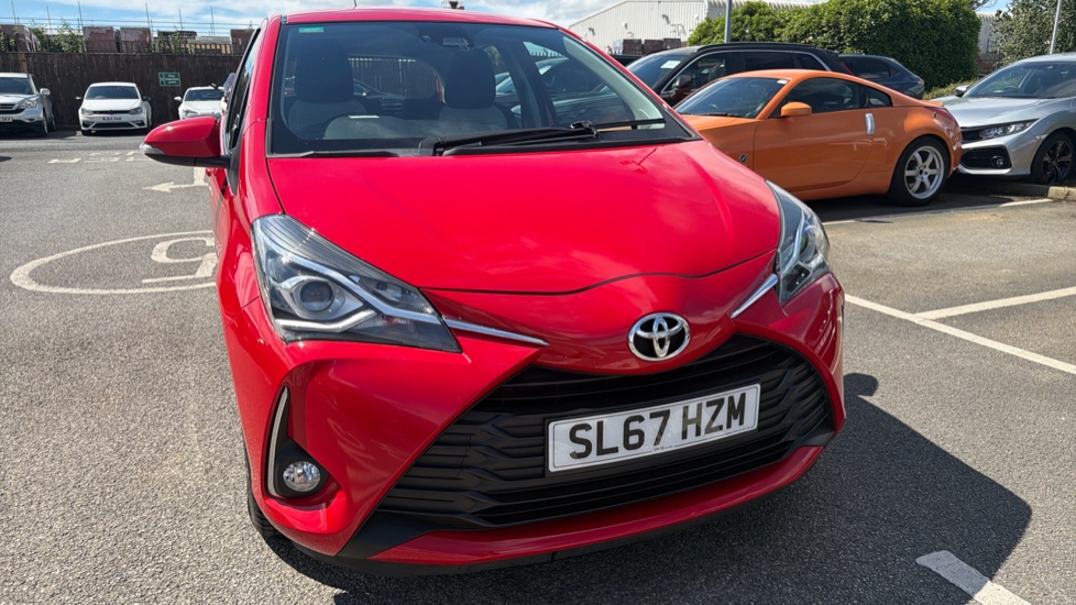 Toyota Yaris 1.5 VVT-i Icon 5dr Petrol Hatchback - Image 21