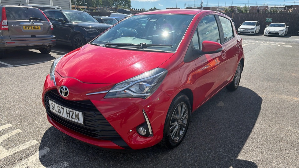 Toyota Yaris 1.5 VVT-i Icon 5dr Petrol Hatchback - Image 22