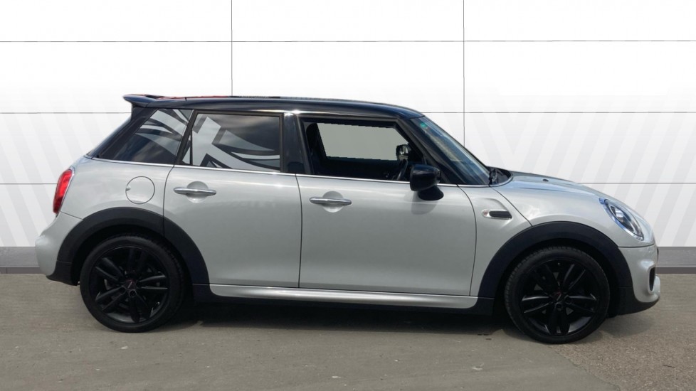 MINI Hatchback 1.5 Cooper Sport II 5dr Auto Petrol Hatchback - Image 5