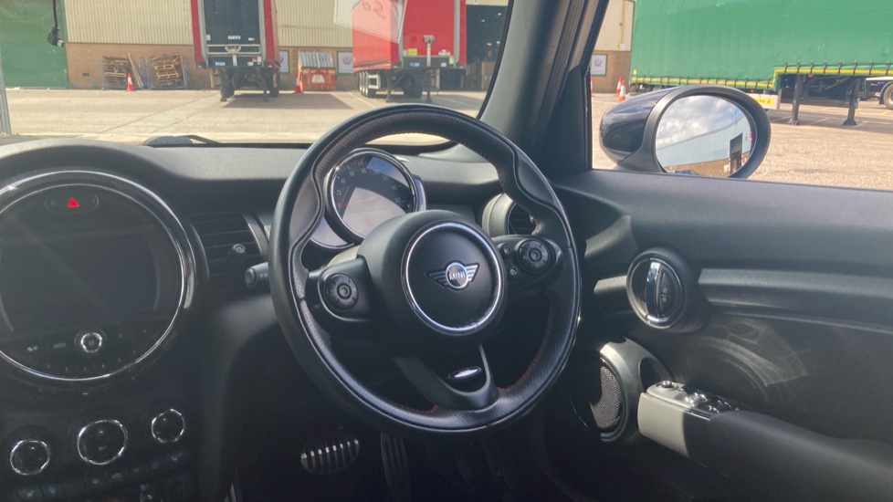 MINI Hatchback 1.5 Cooper Sport II 5dr Auto Petrol Hatchback - Image 9