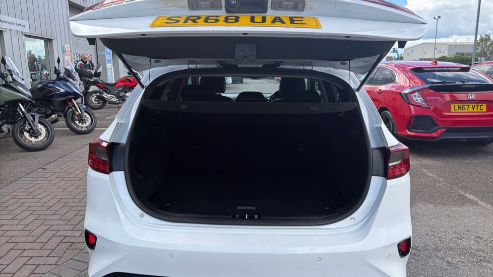 Kia Ceed 1.0T GDi ISG 3 5dr Petrol Hatchback - Image 4