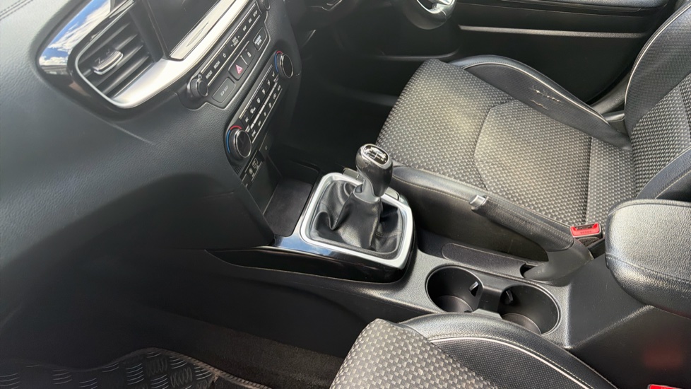 Kia Ceed 1.0T GDi ISG 3 5dr Petrol Hatchback - Image 13