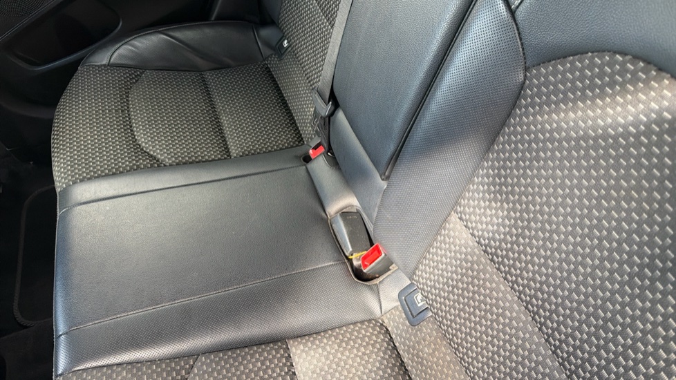 Kia Ceed 1.0T GDi ISG 3 5dr Petrol Hatchback - Image 17