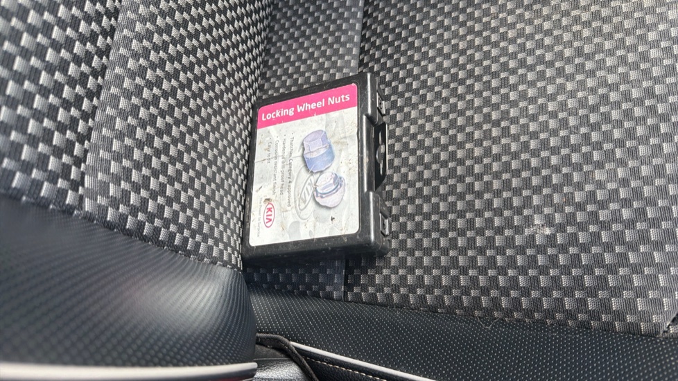 Kia Ceed 1.0T GDi ISG 3 5dr Petrol Hatchback - Image 19