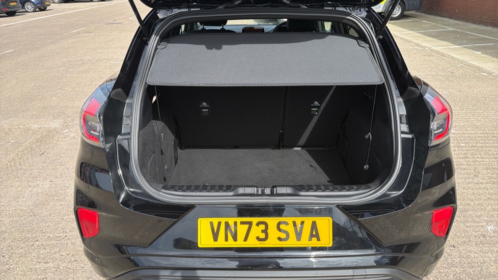 Ford Puma 1.0 EcoBoost Hybrid mHEV ST-Line X 5dr DCT Petrol Hatchback - Image 4
