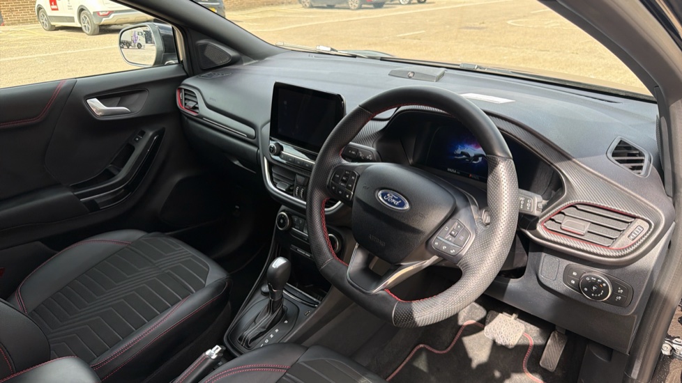 Ford Puma 1.0 EcoBoost Hybrid mHEV ST-Line X 5dr DCT Petrol Hatchback - Image 11
