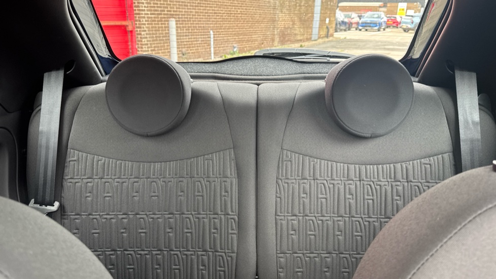 Fiat 500 1.0 Mild Hybrid Top 3dr Petrol Hatchback - Image 15
