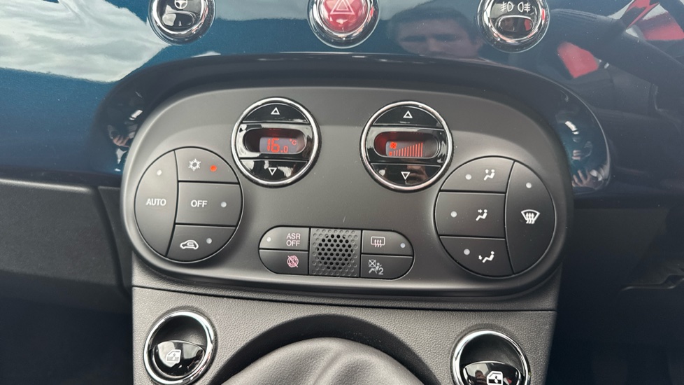 Fiat 500 1.0 Mild Hybrid Top 3dr Petrol Hatchback - Image 27