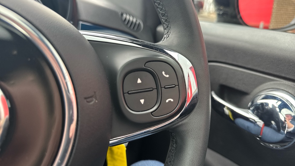 Fiat 500 1.0 Mild Hybrid Top 3dr Petrol Hatchback - Image 34