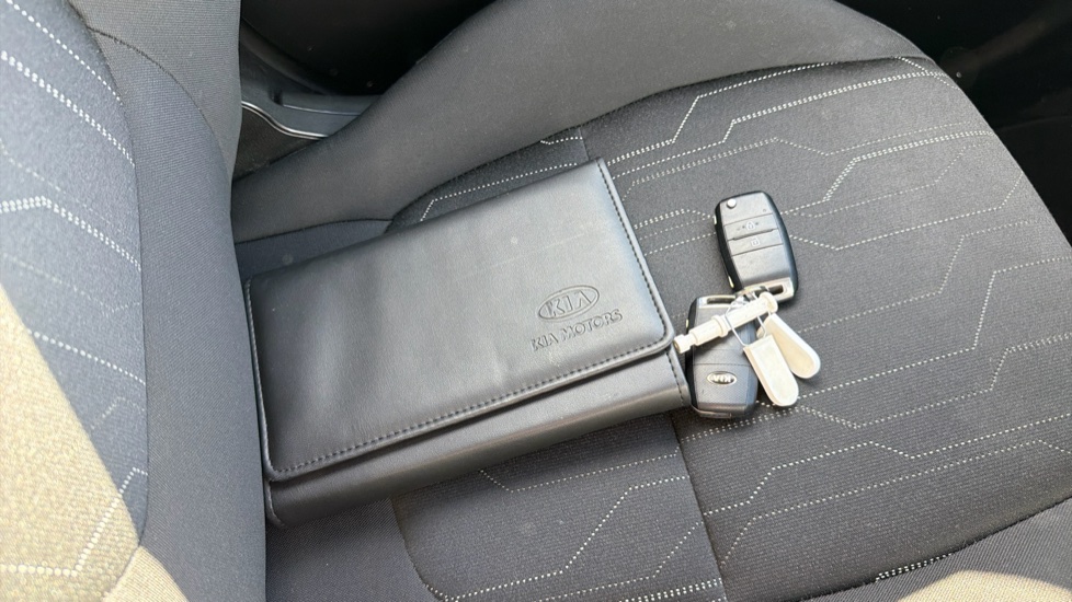 Kia Picanto 1.25 2 EcoDynamics 5dr Petrol Hatchback - Image 19