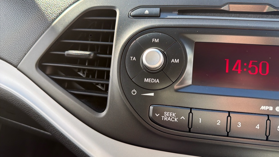 Kia Picanto 1.25 2 EcoDynamics 5dr Petrol Hatchback - Image 32