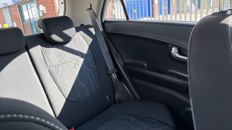 Kia Picanto 1.25 2 EcoDynamics 5dr Petrol Hatchback - Image 39