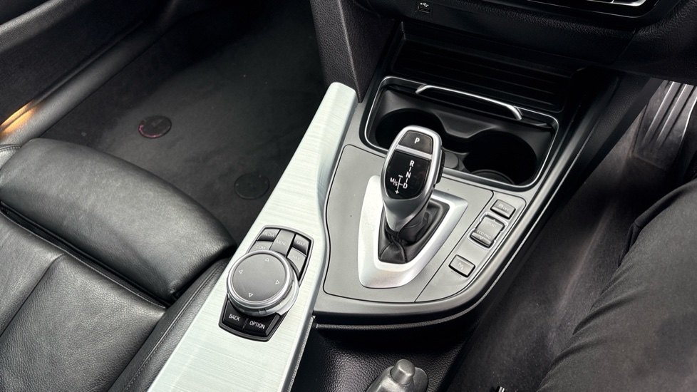 BMW 4 Series 420i M Sport 5dr Auto [Professional Media] Petrol Hatchback - Image 13