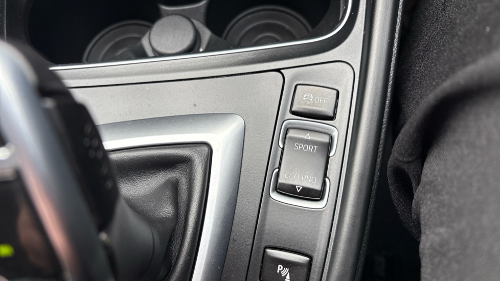 BMW 4 Series 420i M Sport 5dr Auto [Professional Media] Petrol Hatchback - Image 37