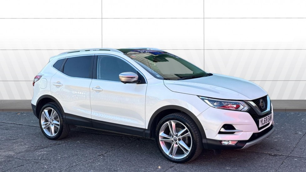 Nissan Qashqai 1.5 dCi [115] N-Motion 5dr Diesel Hatchback - Image 1