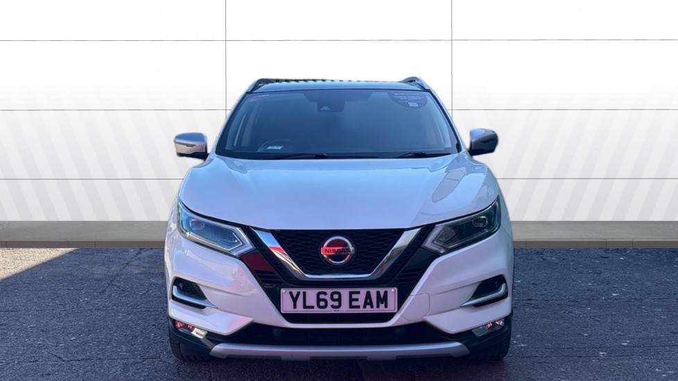 Nissan Qashqai 1.5 dCi [115] N-Motion 5dr Diesel Hatchback - Image 3
