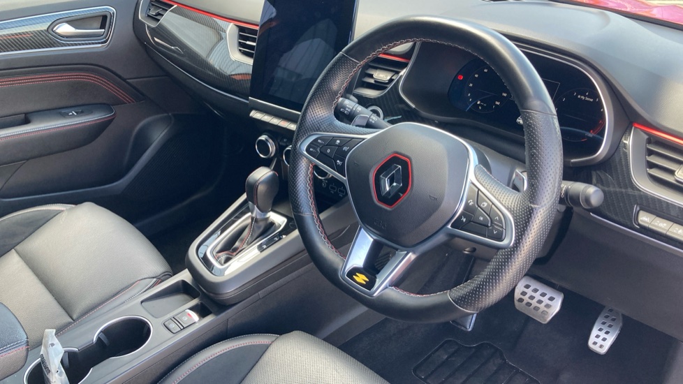 Renault Arkana 1.3 Mild hybrid 140 R.S. Line 5dr EDC Petrol Estate - Image 11