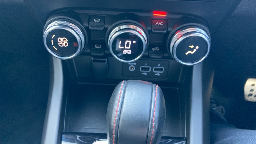 Renault Arkana 1.3 Mild hybrid 140 R.S. Line 5dr EDC Petrol Estate - Image 32