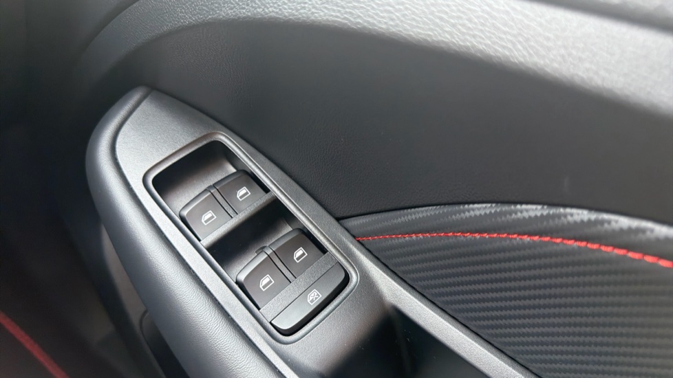 MG ZS 1.0T GDi Excite 5dr DCT Petrol Hatchback - Image 22