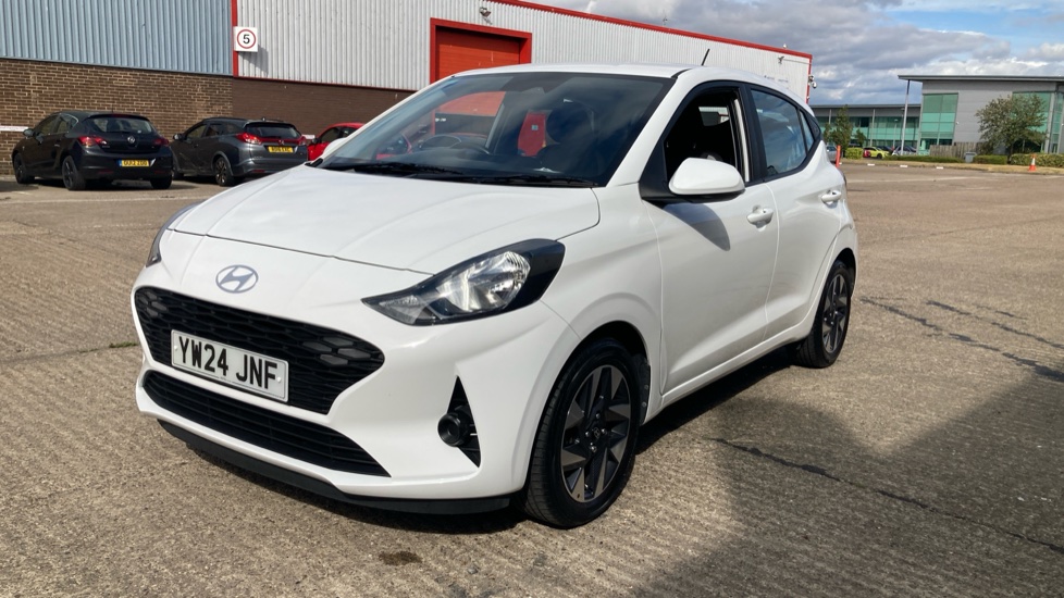 Hyundai i10 1.0 [63] Advance 5dr [Nav] Petrol Hatchback - Image 8