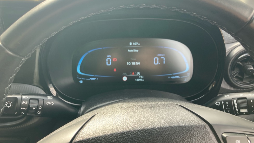 Hyundai i10 1.0 [63] Advance 5dr [Nav] Petrol Hatchback - Image 18