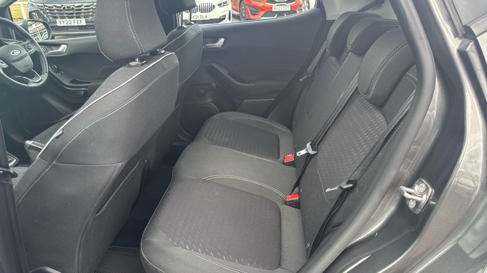 Ford Fiesta 1.0 EcoBoost Zetec 5dr Petrol Hatchback - Image 16