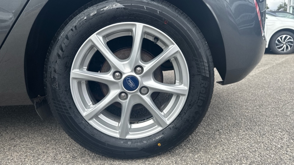 Ford Fiesta 1.0 EcoBoost Zetec 5dr Petrol Hatchback - Image 21