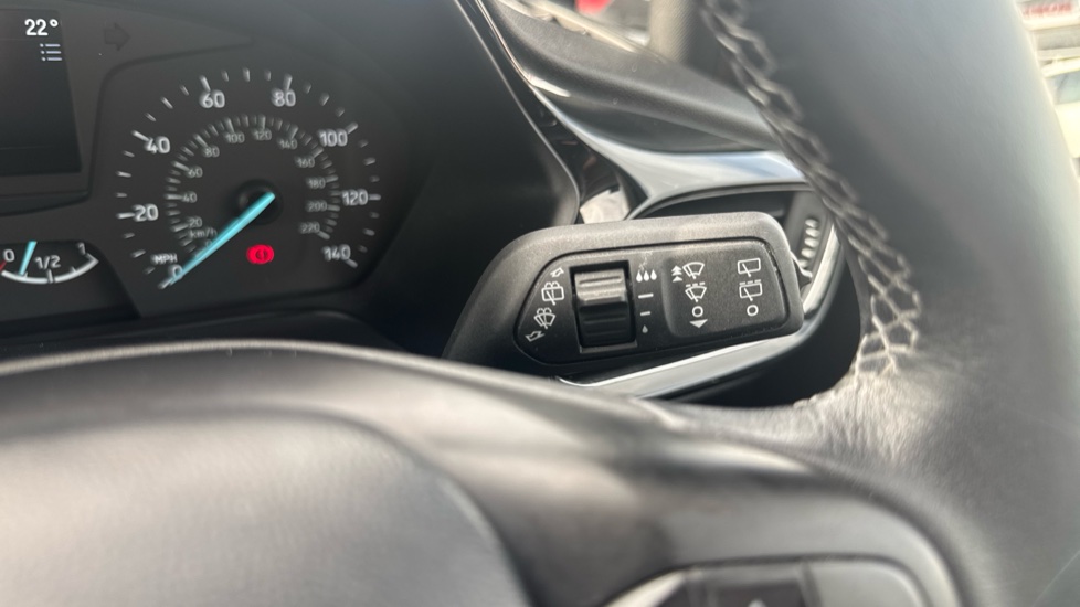 Ford Fiesta 1.0 EcoBoost Zetec 5dr Petrol Hatchback - Image 36
