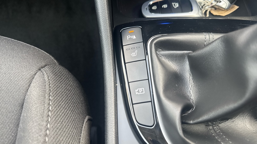 Hyundai TUCSON 1.6 TGDi Premium 5dr 2WD Petrol Estate - Image 39