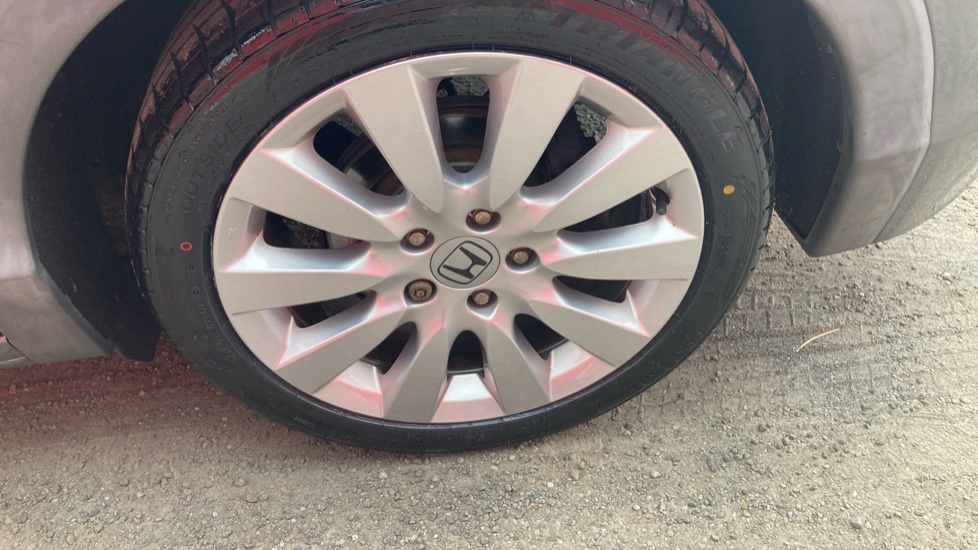 Honda Civic 1.8 i-VTEC ES 5dr Petrol Hatchback - Image 39