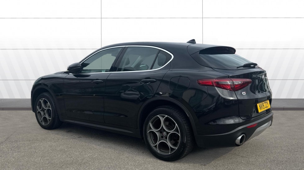 Alfa Romeo Stelvio 2.0 Turbo 280 Speciale 5dr Auto Petrol Estate - Image 2