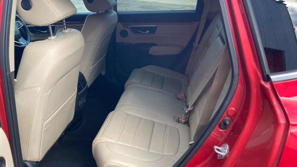 Honda CR-V 1.5 VTEC Turbo SR 5dr CVT Petrol Estate - Image 16