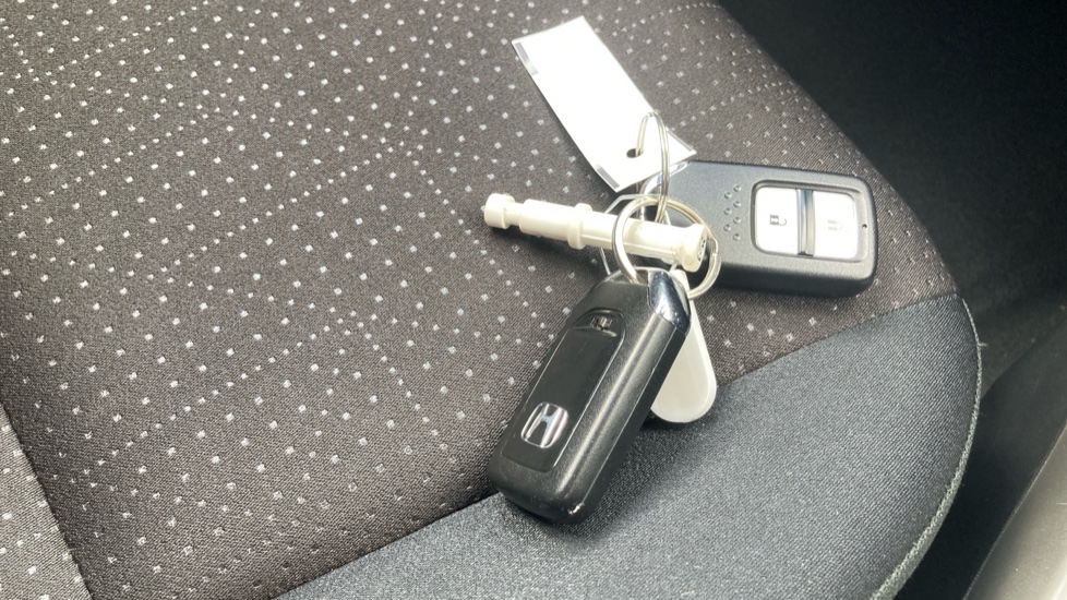 Honda Jazz 1.3 EX 5dr Petrol Hatchback - Image 20