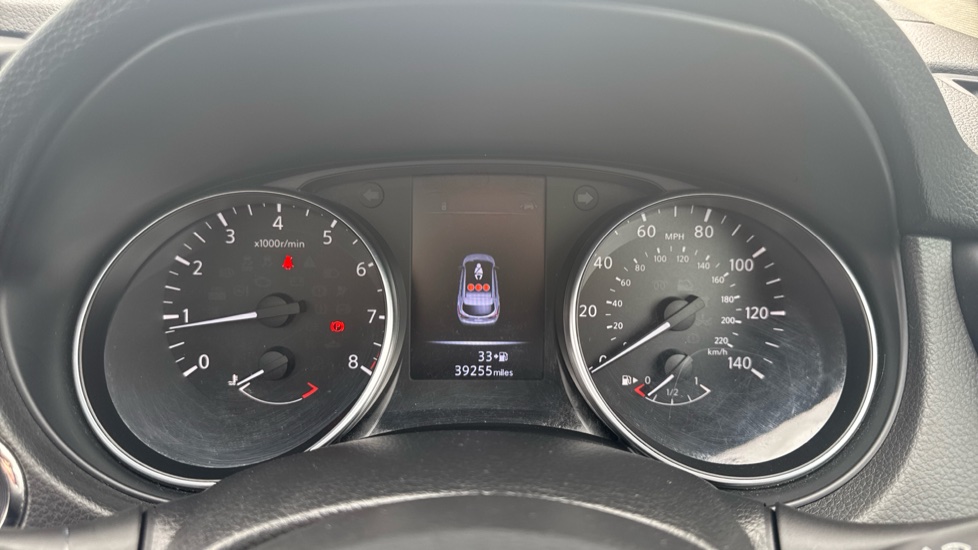 Nissan Qashqai 1.2 DiG-T N-Connecta 5dr Petrol Hatchback - Image 18