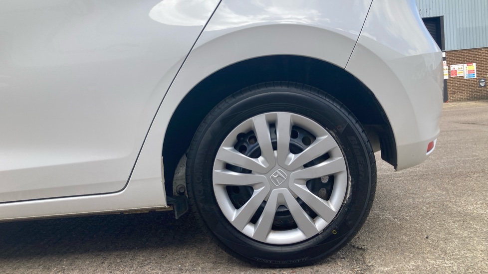 Honda Jazz 1.5 i-MMD Hybrid SE 5dr eCVT Hybrid Hatchback - Image 9