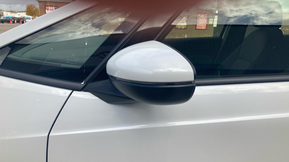 Honda Jazz 1.5 i-MMD Hybrid SE 5dr eCVT Hybrid Hatchback - Image 14