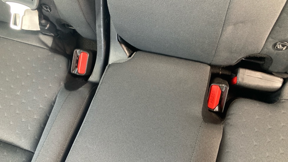Honda Jazz 1.5 i-MMD Hybrid SE 5dr eCVT Hybrid Hatchback - Image 20