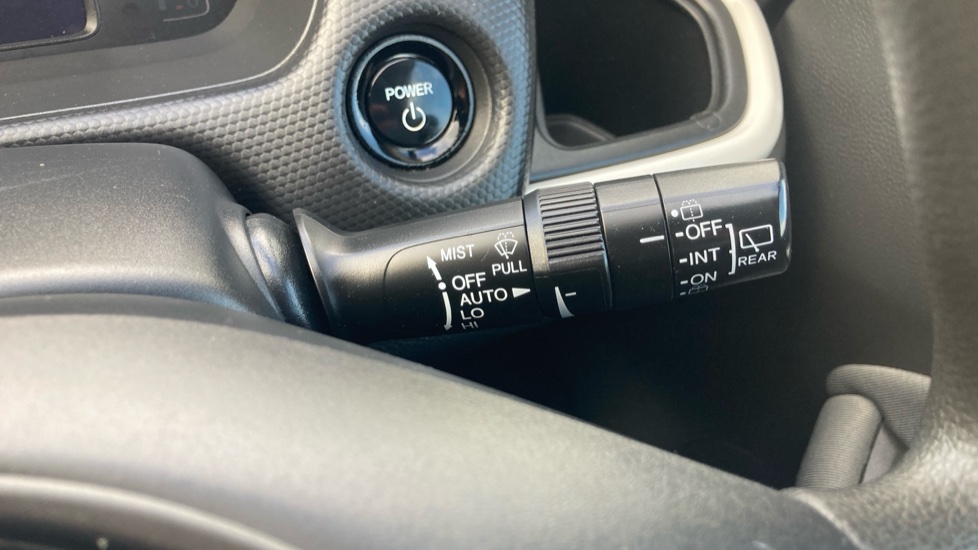 Honda Jazz 1.5 i-MMD Hybrid SE 5dr eCVT Hybrid Hatchback - Image 21