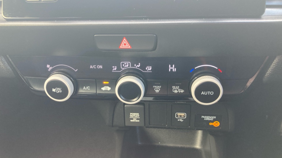 Honda Jazz 1.5 i-MMD Hybrid SE 5dr eCVT Hybrid Hatchback - Image 30