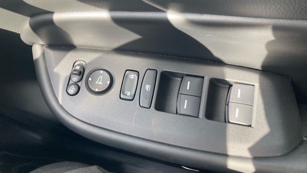 Honda Jazz 1.5 i-MMD Hybrid Advance 5dr eCVT Hybrid Hatchback - Image 21
