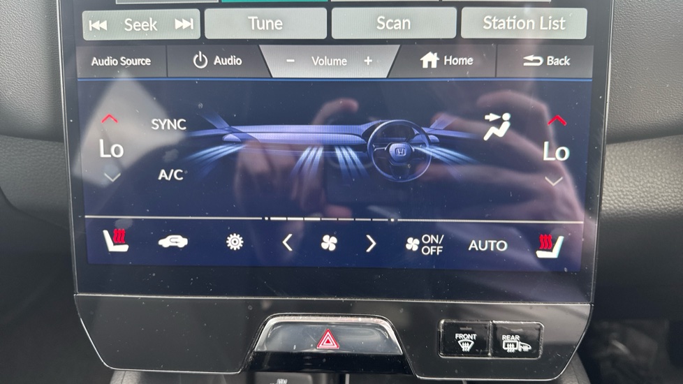 Honda E Ny1 150kW Elegance 69kWh 5dr Auto Electric Hatchback - Image 29