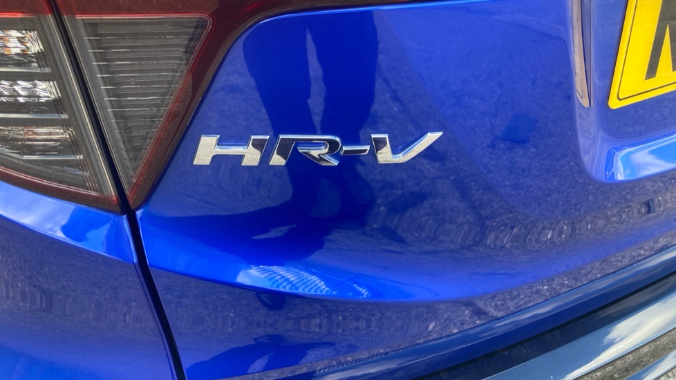 Honda HR-V 1.5 i-VTEC Turbo Sport CVT 5dr Petrol Hatchback - Image 33