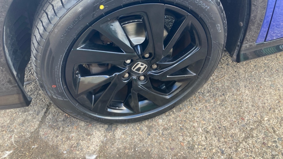 Honda HR-V 1.5 i-VTEC Turbo Sport CVT 5dr Petrol Hatchback - Image 37