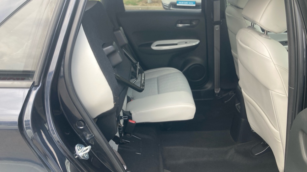 Honda Jazz 1.5 i-MMD Hybrid EX 5dr eCVT Hybrid Hatchback - Image 20